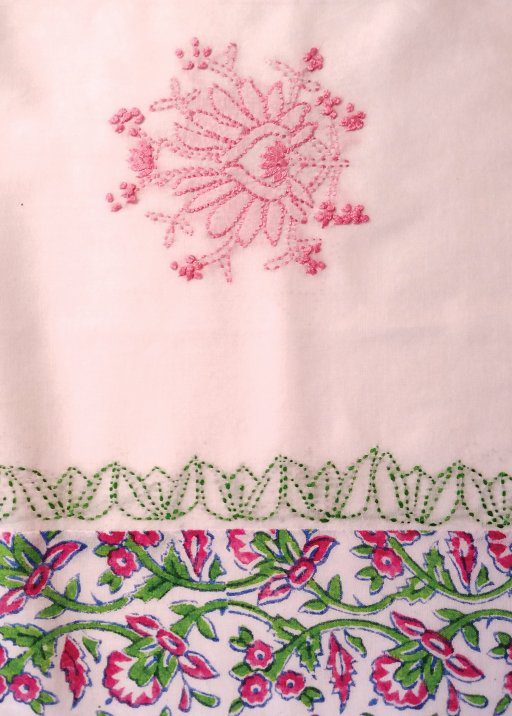 White Floral Block Print & Embroidery Kurta (S)